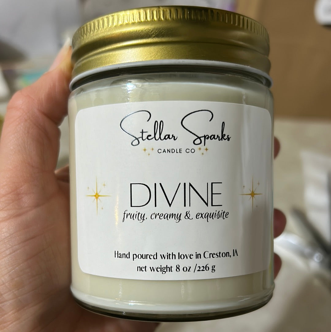 Divine candle 8oz